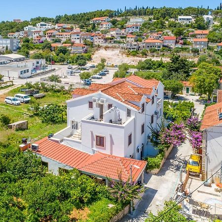 Villa Dinka Sutivan Ngoại thất bức ảnh