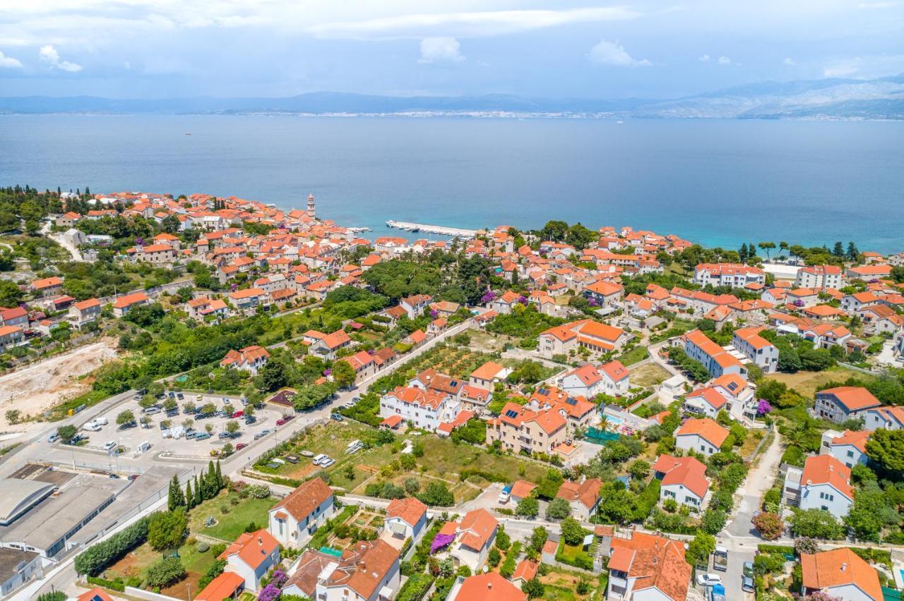 Villa Dinka Sutivan Ngoại thất bức ảnh