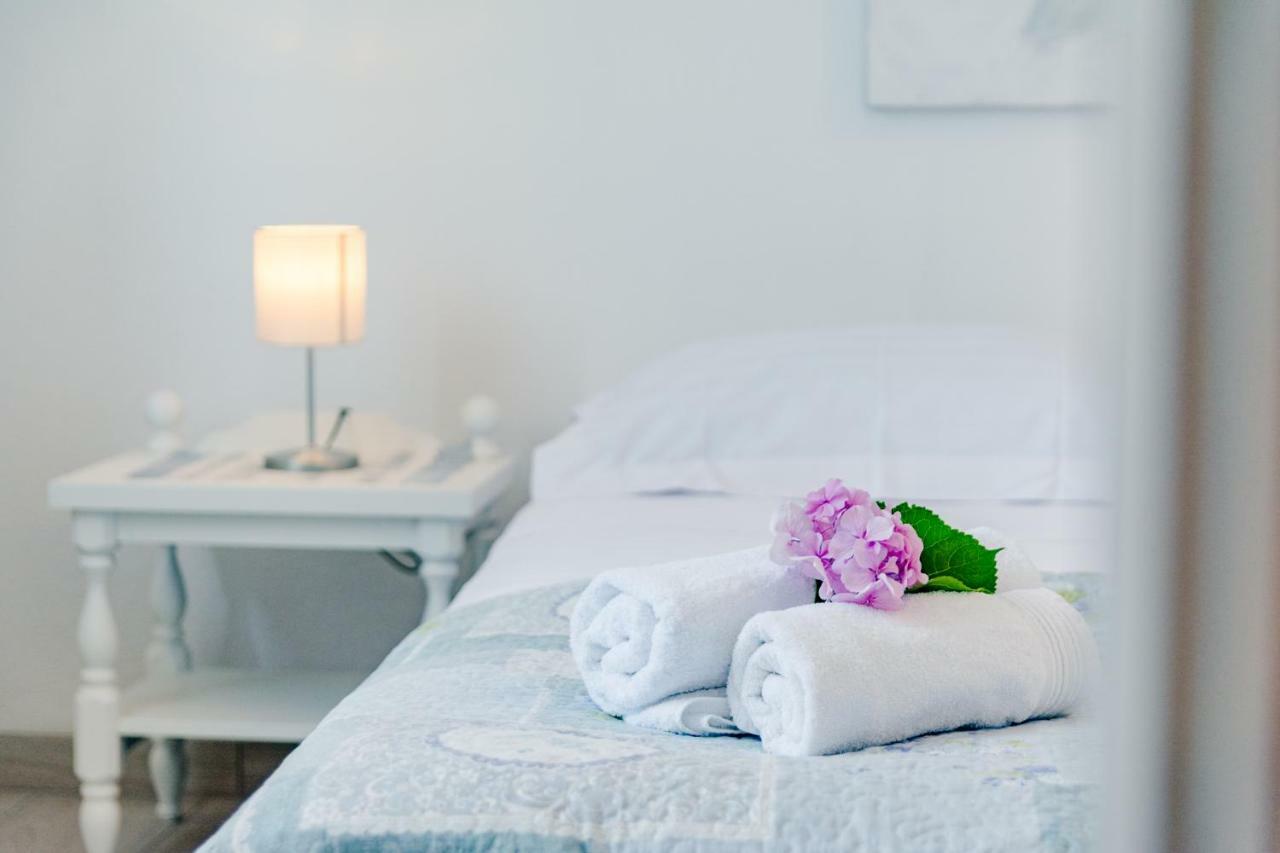 Villa Dinka Sutivan Ngoại thất bức ảnh